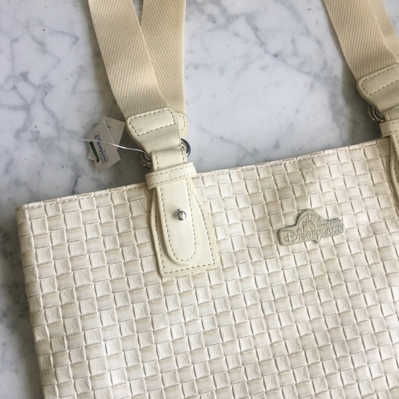 DISNEY Hong Kong Disneyland Tote NWT - Picture 3 of 8